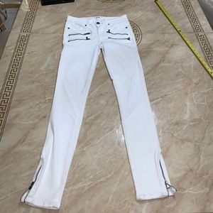 PAIGE EDGEDMONT  24x27